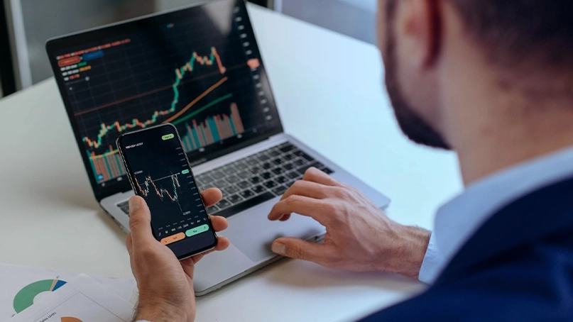 Nova Inviolex KI-Handelsdashboard